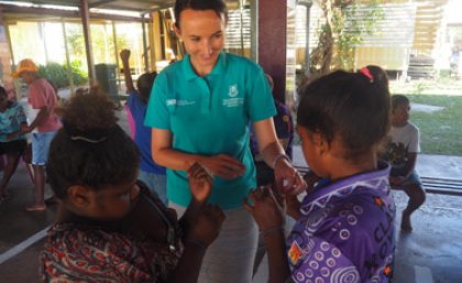 UQ's Emma Livingstone in Kowanyama for the 2017 program UQ's Emma Livingstone in Kowanyama for the 2017 program